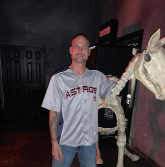 Meet your Posher, Steven - Picture 1 of 1